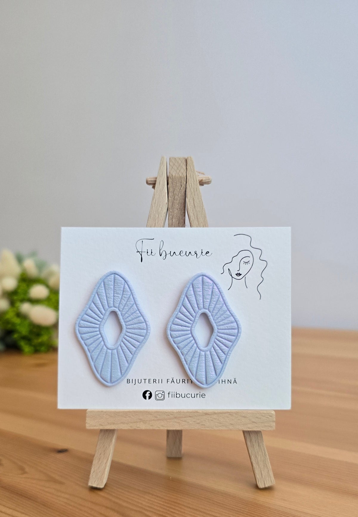 Cercei Cleopatra baby blue
